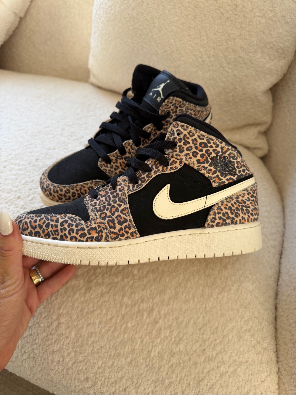 Nike Air Jordan 1 Mid Leopard Print - Black & Cream